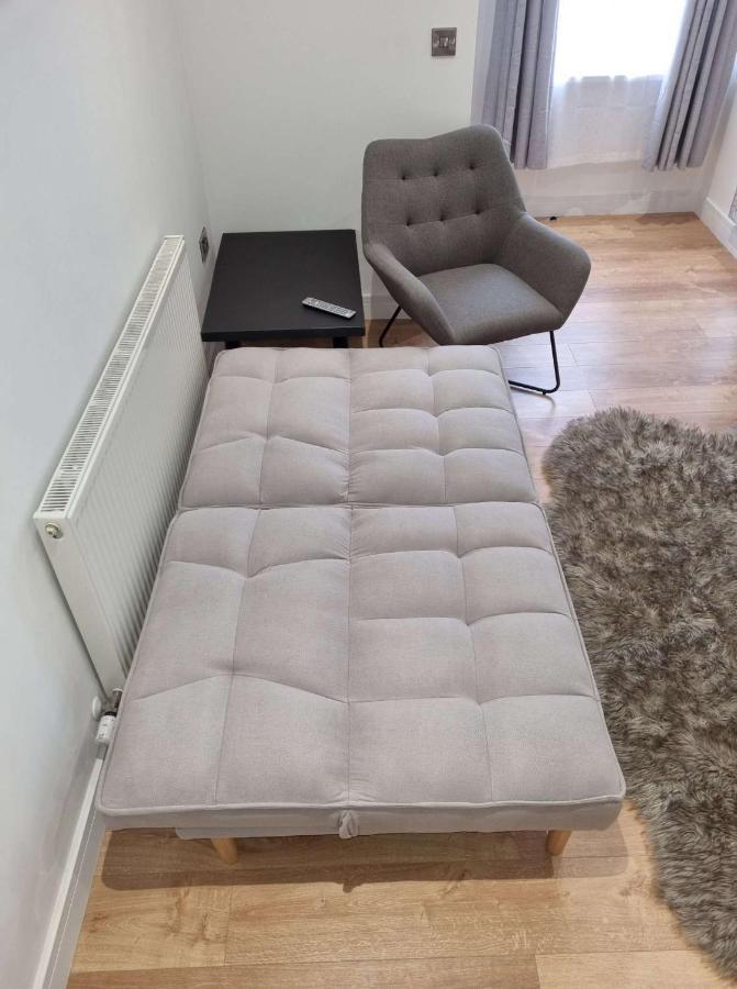 Lmk, Spacious 1 Bedroom Ground Floor Apartment, Ev Charger, Free Parking Wi-Fi, Great Location Белфаст Экстерьер фото